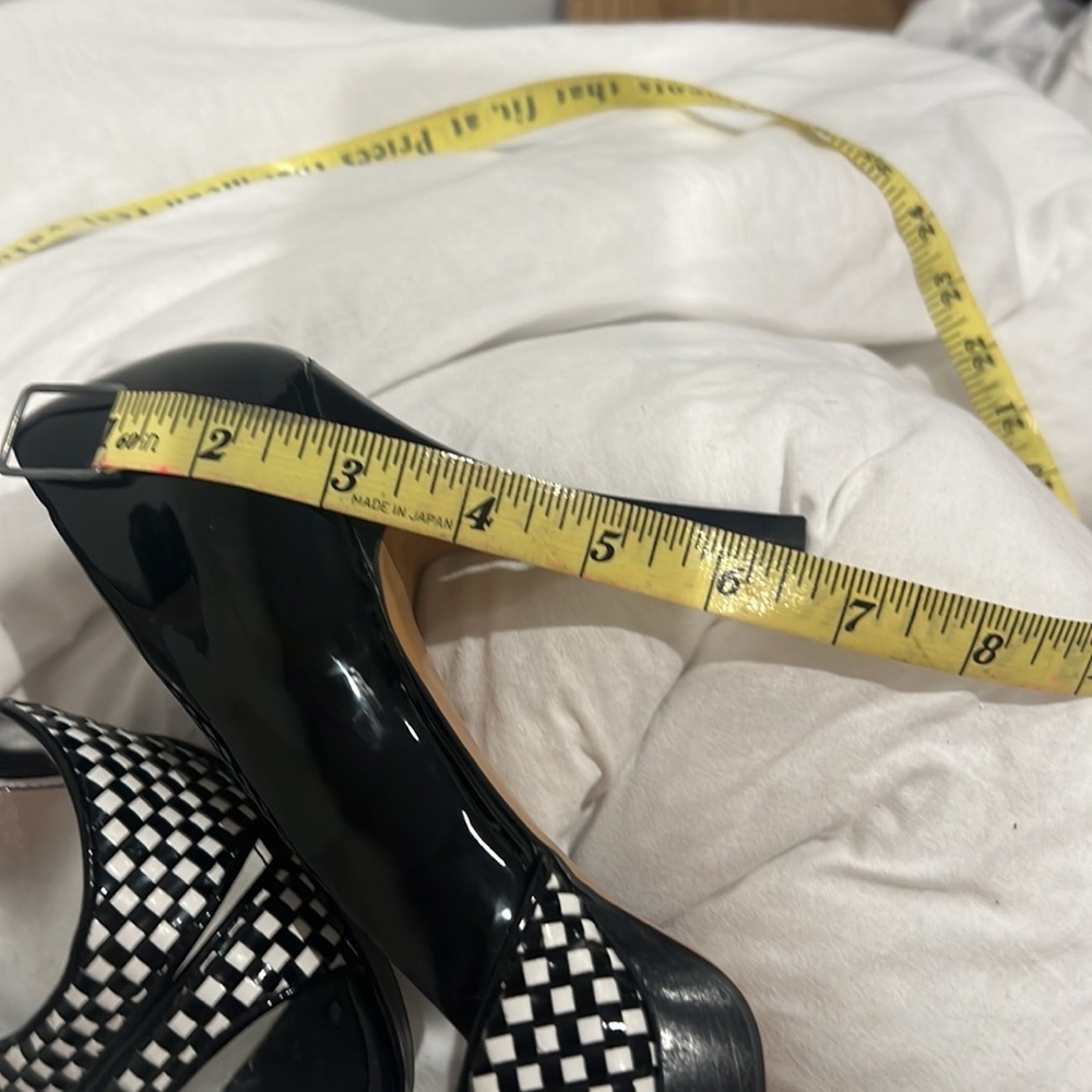 Marc Fisher Black and White Heels - Picture 10 of 10